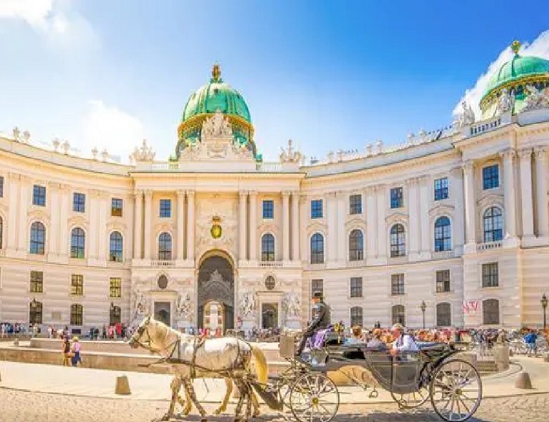 【Europamundo酷遊巴士】東歐古典浪漫藝術之旅 7 日遊