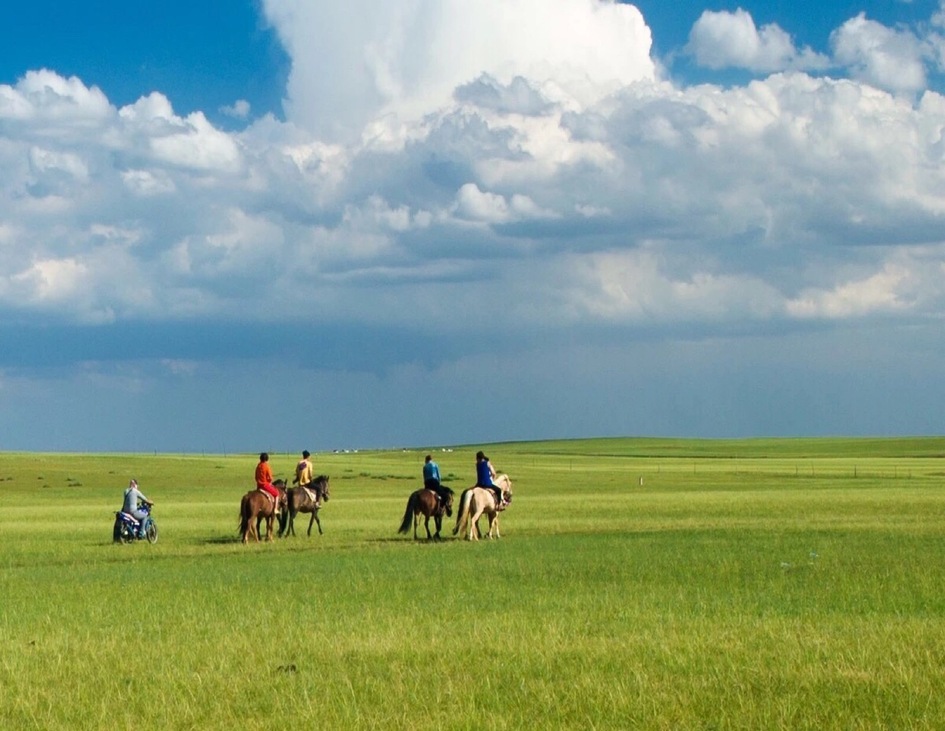 【內蒙山西】希拉穆仁草原、響沙灣、成吉思汗陵、雲岡石窟8天(交流考察團)