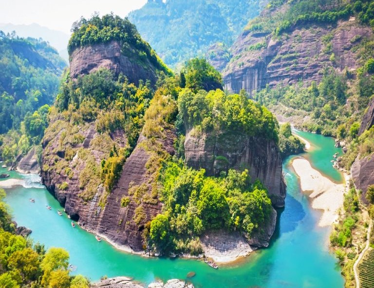 【愛上福建】武夷山、華安土樓、鼓浪嶼、九曲溪竹筏、印象大紅袍秀6天(交流考察團)