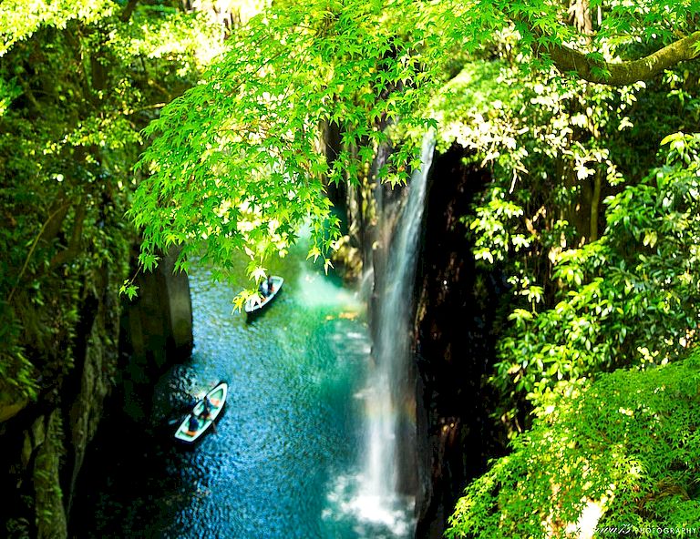 【享趣九州】陶瓷鳥居．童話湯布院．別府空中纜車．季節採果樂．秘境高千穗峽 5天
