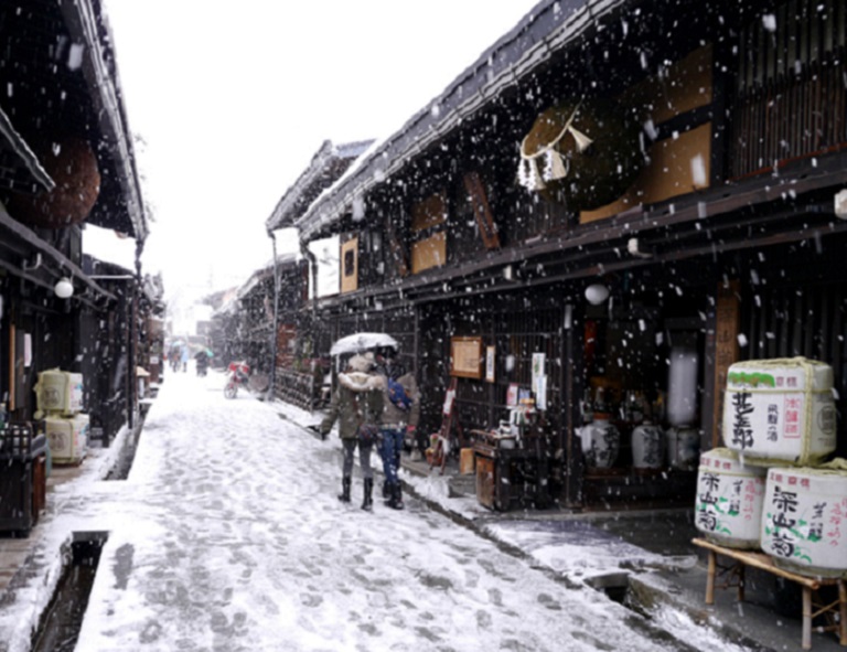 【冬遊北陸】童話合掌村．兼六園．庄川峽遊船．國寶松本城．戲雪雙溫泉 5天