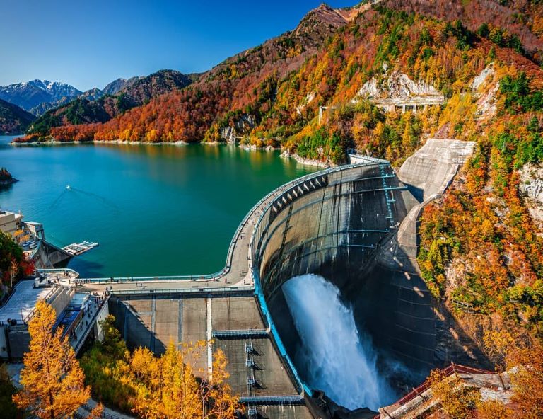 【楓戀X冬遊北陸】紅葉立山黑部．名花彩燈．童話合掌村．牧歌之里．兼六園 5/6天