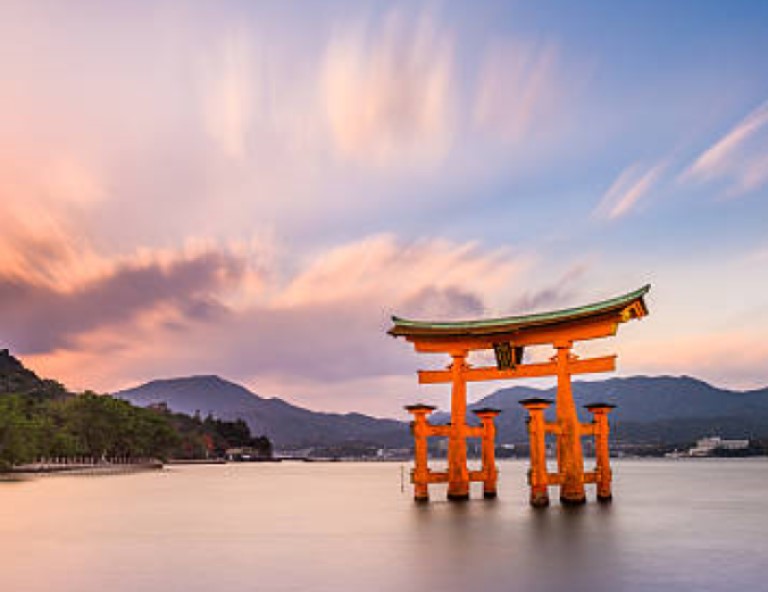【廣島星樂章】嚴島神社．倉敷美觀．松山城．千光寺．峽谷遊覽船．道後溫泉5天