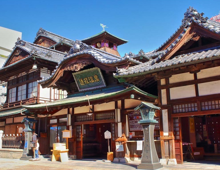 【星舞四國】仁淀川屋形船．炙燒鰹魚體驗．西島水果園．伊予小京都．內子町 4 天