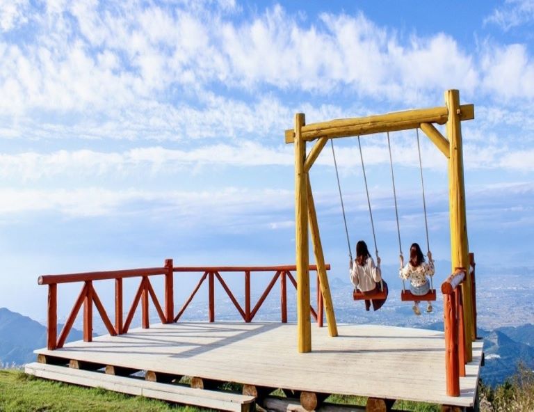 【星動四國】倉敷美觀．大步危遊船．金刀比羅宮．鳴門漩渦．別子銅山淘金．阿波舞．栗林公園．天空鞦韆．道後溫泉6天