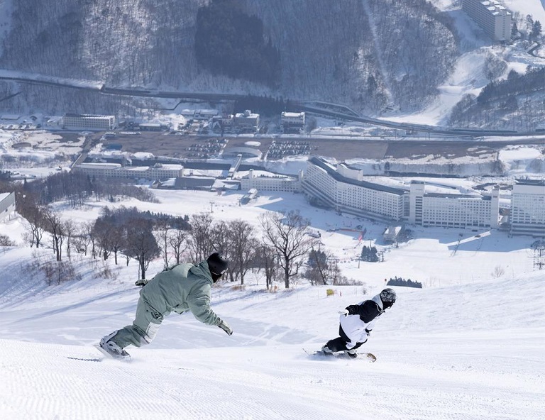 【日本瘋滑雪】北陸勝山SKIJAM滑雪團 5天