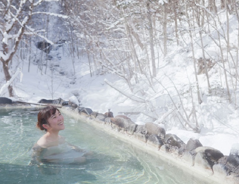 【東北冬特賣】奧入瀨溪．雪妝銀山溫泉．十和田湖．猊鼻溪雪見舟．燒肉放題 5天