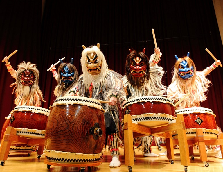 【東北雪之祭典】秋田男鹿半島～生剝鬼柴燈祭．森吉山樹冰車．百選溫泉飯店 4天