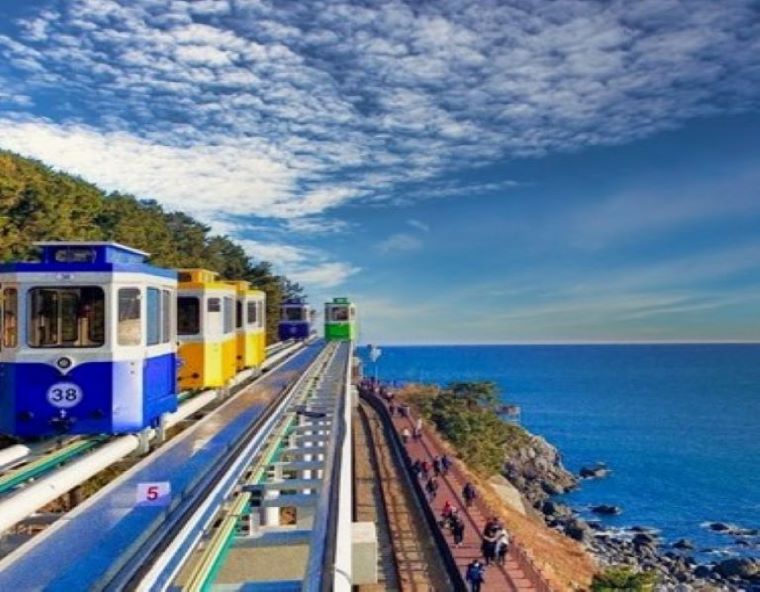 【閒情釜慶】膠囊列車．甘川洞文化村．松島公雲橋．The Bay101．海上纜車5天