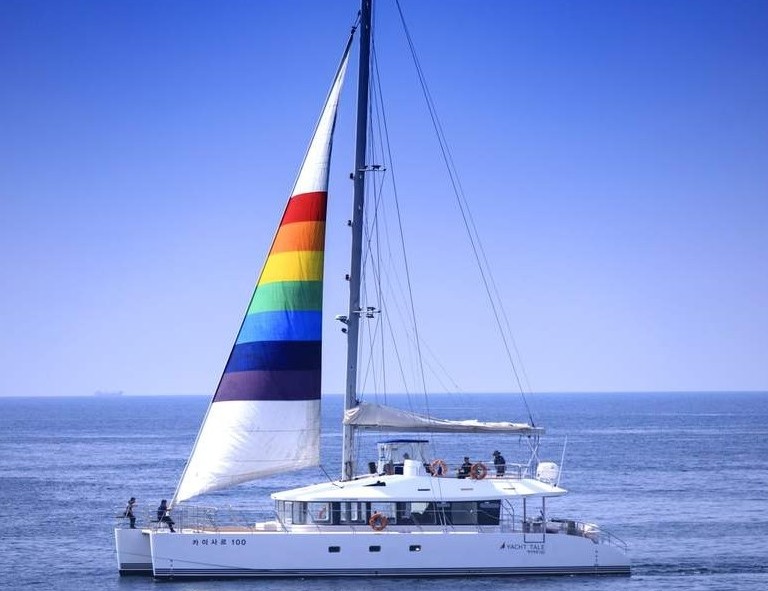 【易起輕鬆遊濟】山房山賞油菜花．彩虹遊艇帆船．倫敦貝果咖啡．海女表演秀5天