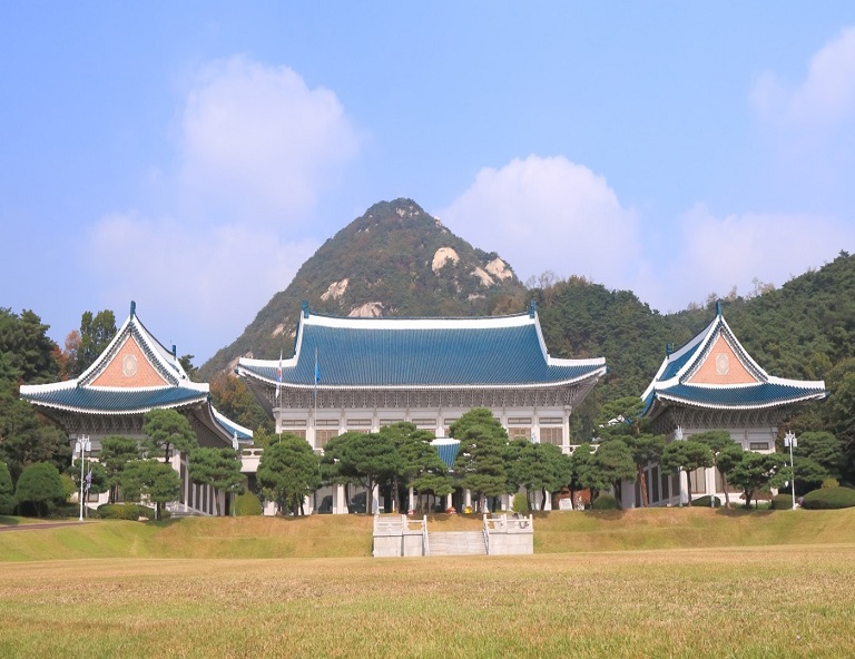 【台中GO｜小資遊首爾】青瓦臺舍廊房．義王環湖鐵路自行車．韓國民俗村5天