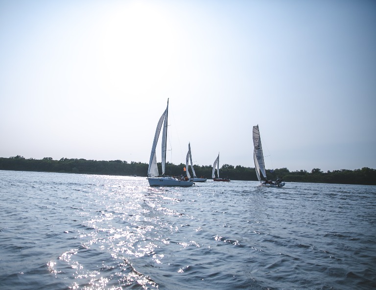 【在地體驗】大力丸帆船繞港體驗1小時日(4人成行)