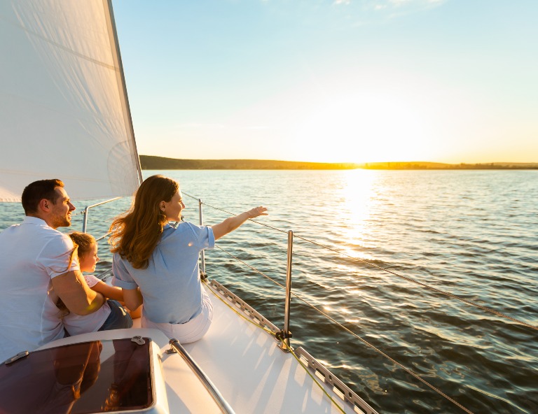 【趴趴GO】親子小旅行、帆船繞港體驗 2日《小孩不佔床0元》